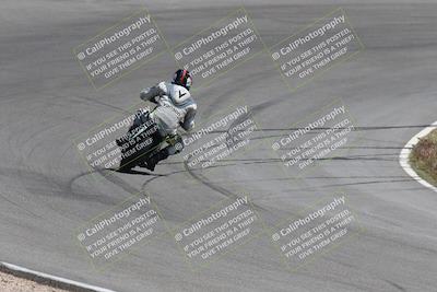 media/Apr-20-2025-AHRMA (Sun) [[393a79c373]]/Race/Group 7/Turn 4b/